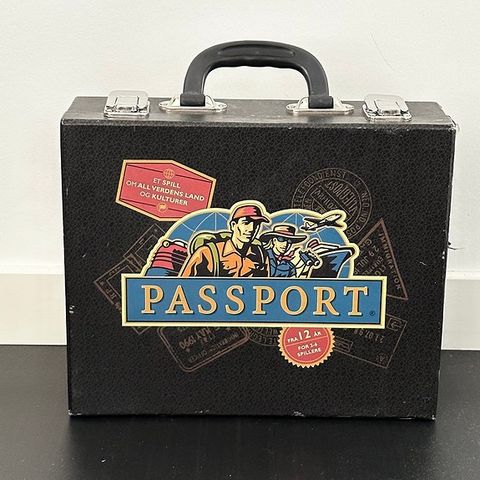 PASSPORT (Brettspillet fra 2000) - Komplett og  pent brukt !