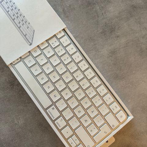 Apple Magic Keyboard / Apple Tastatur med kvittering