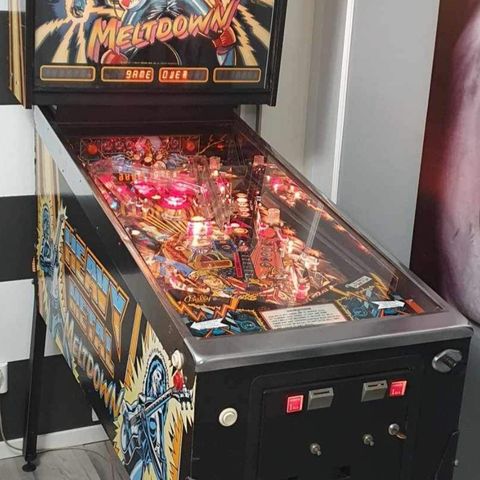 Heavy Metal Meltdown Bally