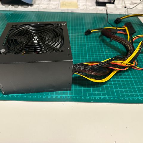 SilentiumPC ATX Strømforsyning 450W