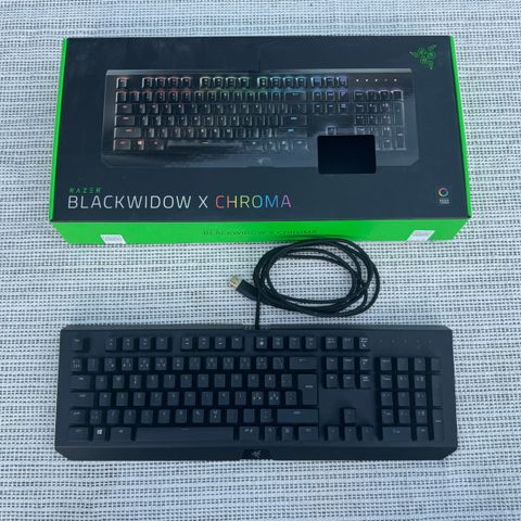 Razer Blackwidow X Chroma tastatur