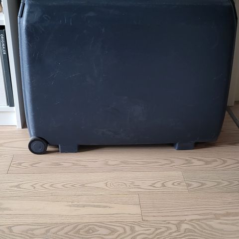 Samsonite koffert gis bort