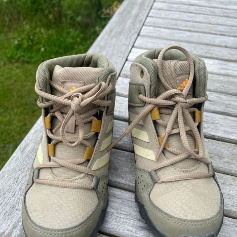 Fritidssko/ hiking shoes