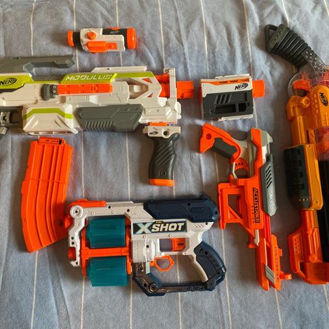 Diverse nerf guns, selges