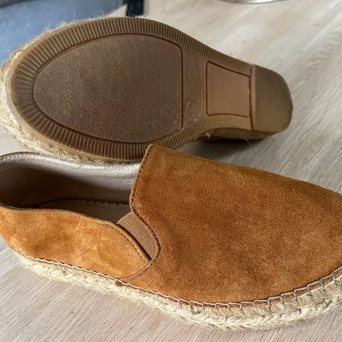 Fine, svært lite brukte, espadrillos str 37, fra Stockholm Design