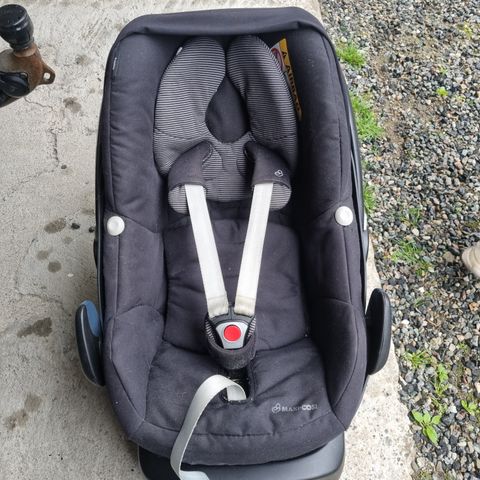 Maxi cosi pebble plus med base