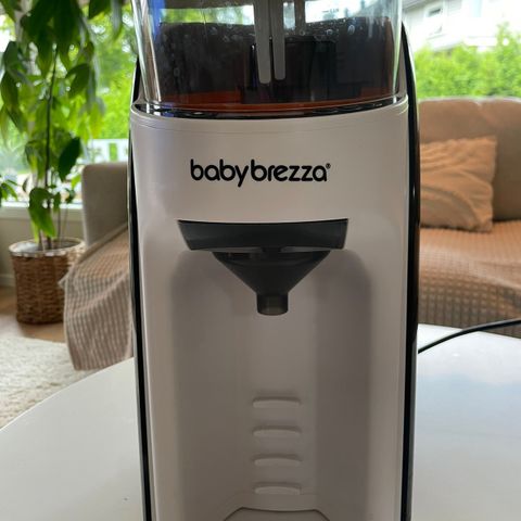 Babybrezza, melkemaskin