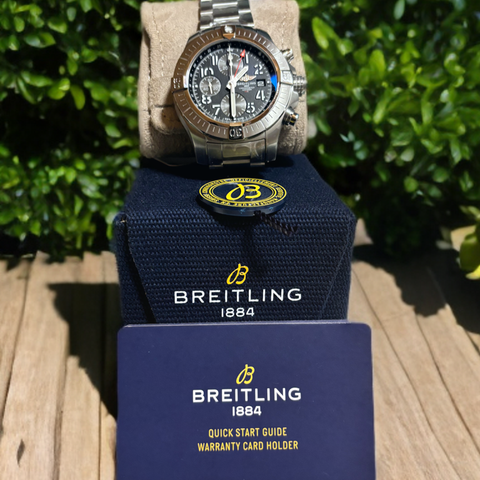 Breitling Avenger 45 mm kronograf GMT Automatisk Kronometer UÅPNET.