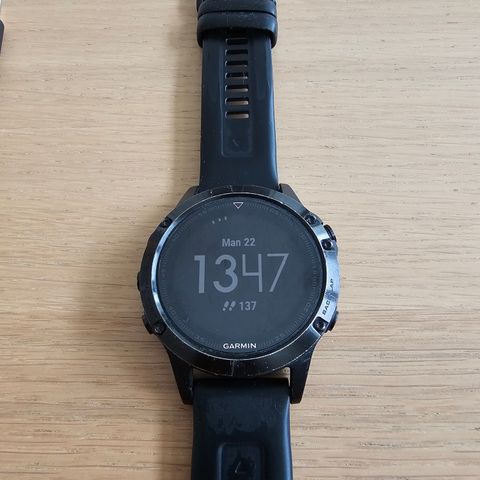 Garmin Fenix 5 Sapphire Crystal