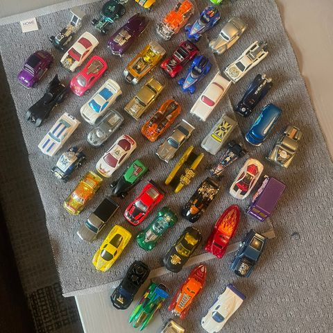 Hot wheels fra rundt 2000- tallet