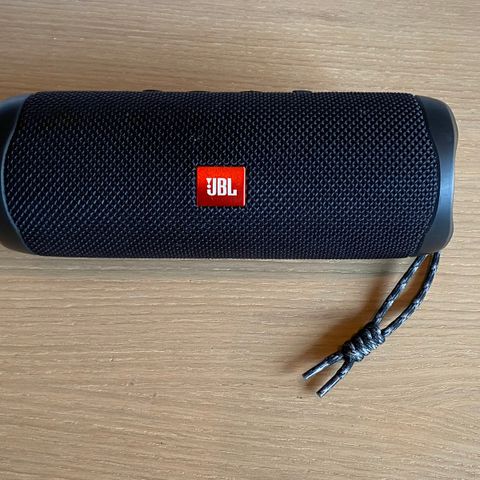 JBL flip 5