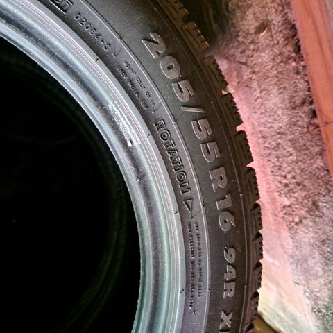 205/55/R16 nokian vinterdekk