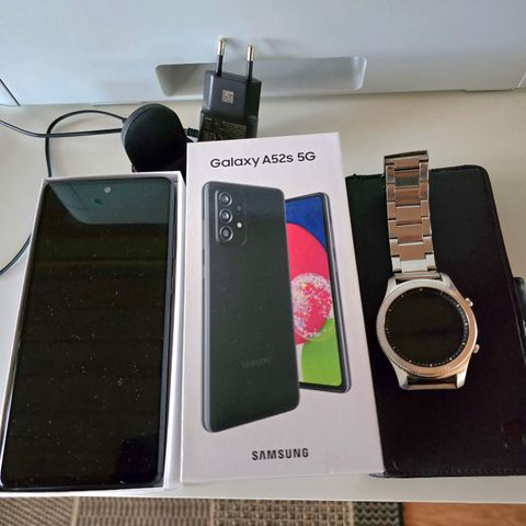 Samsung A52s5G med Galaxy Watch 3