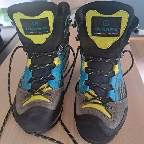 GTX Scarpa Rebel Lite fjellsko.