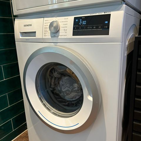 Pent brukt Siemens iQ300 vaskemaskin til salgs
