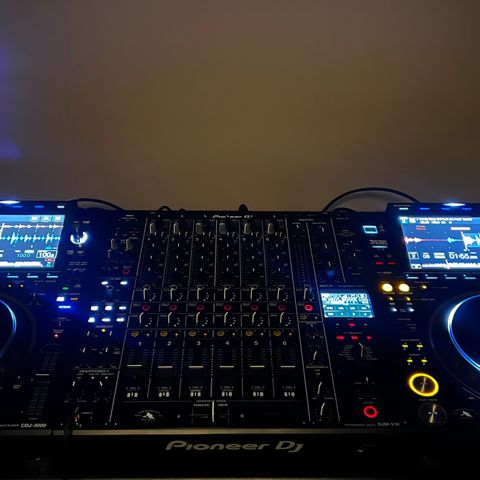 Pioneer DJ DJM-V10 High End DJ mixer