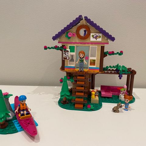 LEGO Friends Hus i skogen (41679)