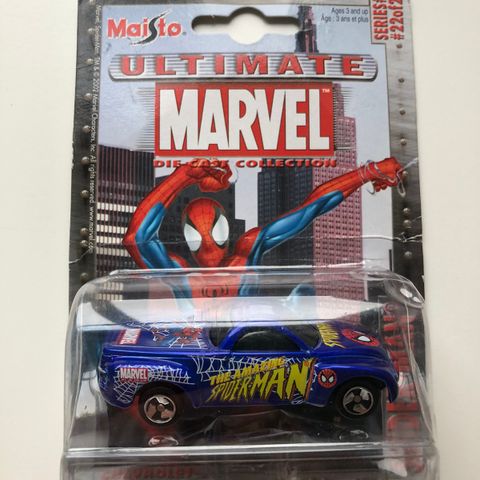 Misto 1:64 Ultimate MARVEL - Chevrolet SSR