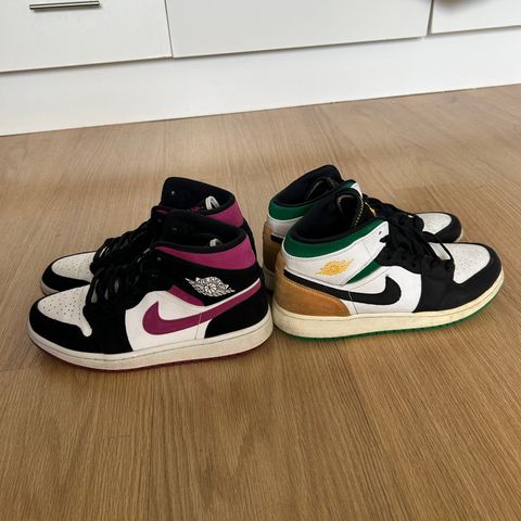 2 par Air Jordan 1 til salgs