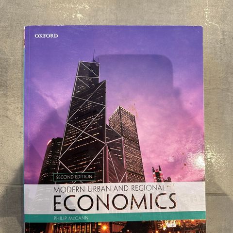 Modern urban and regional economics - Philip McCann