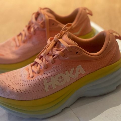 Hoka W Bondi 8