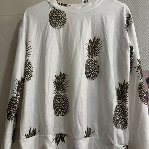 Ananas crewneck