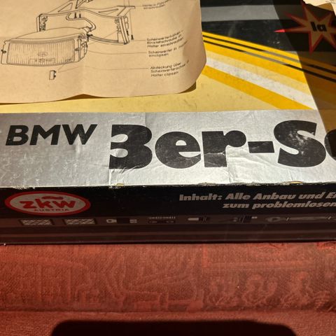 Selger 1 sett ZKW tåkelys for BMW 3 serie E30 pre facelift 320 323 325