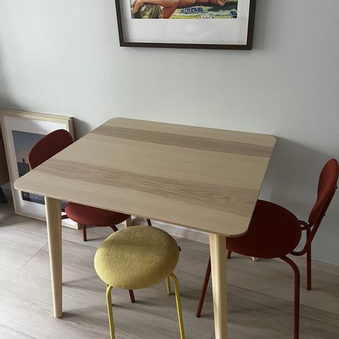 Spisebord fra Ikea, kjøpt juni 2024