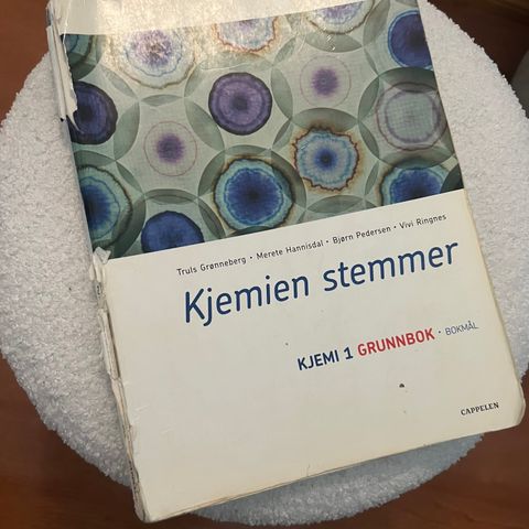 Kjemien stemmer Kjemi 1