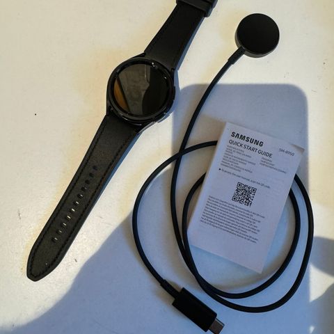 Galaxy watch 6 classic BT 43mm. Som ny.