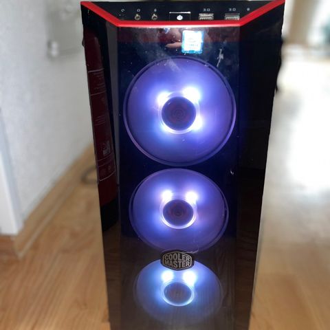 Nydelig gaming pc