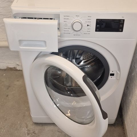 Vaskemaskin 1 år tilsalgs