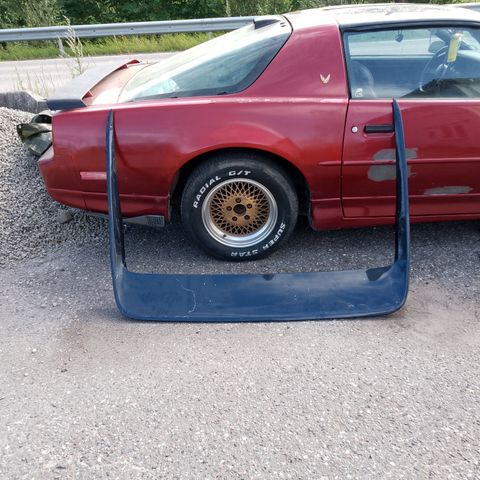 Bakluke spoiler til Pontiac transam