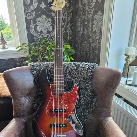 Fender American Pro Jazz Bass V (2019)