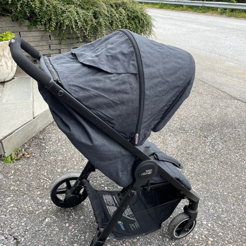 Britax B-AGILE M trille