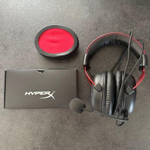 HyperX Cloud 2 headset