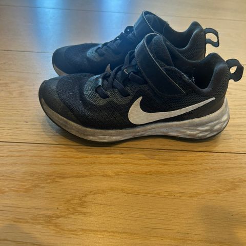 Nike joggesko str 27,5