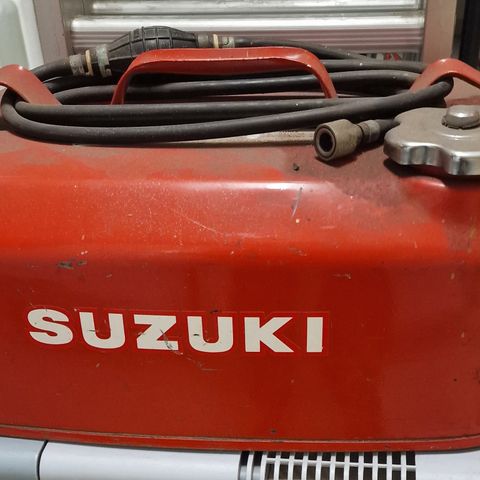 Suzuki 4hk