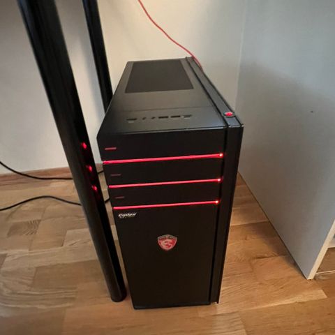 Kraftig Gaming-PC selges BILLIG