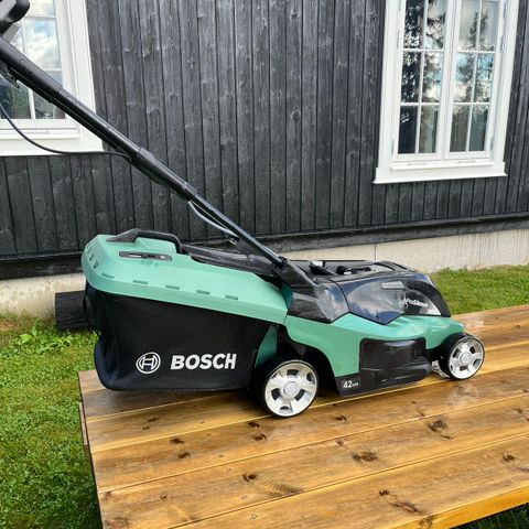 Bosch oppladbar gressklipper