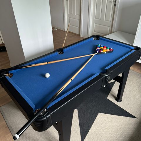 Lite billiardbord selges  76x152 cm