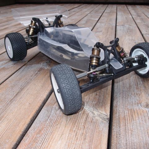 Kyosho Ultima RB6