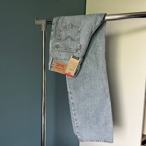 Ny Levis 94 baggy jeans, str W26 L31