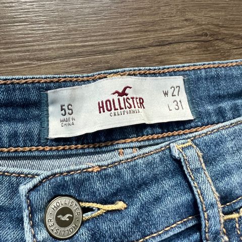 Fin Hollister jeans str w 27 L31