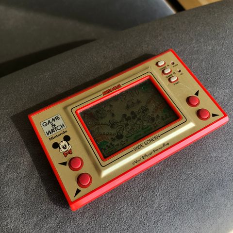 Vintage Nintendo Game & Watch (1981)