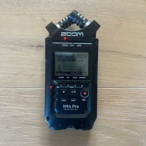 Zoom H4n Pro(Handy Recorder)