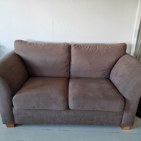 2-seter sofa gis bort