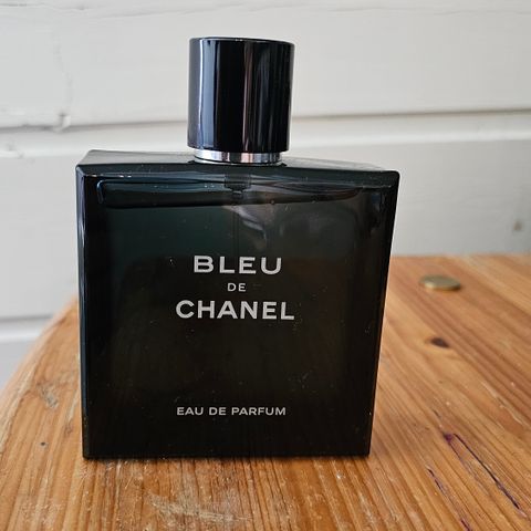 BLEU DE CHANEL Eau De Parfum Spray 100ml