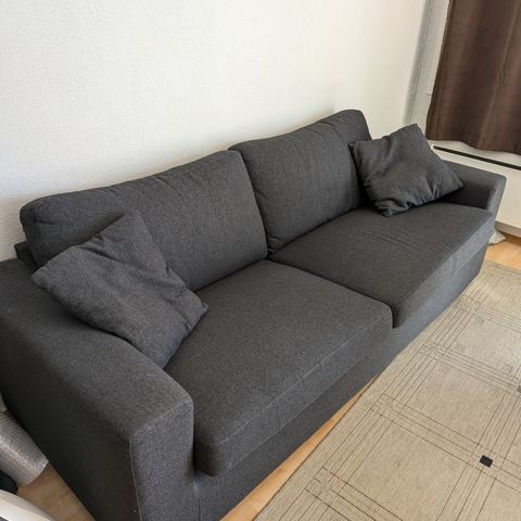 Komfortabel 2,5-sofa selges