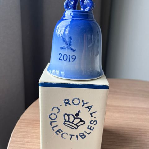 Eldre Julepynt Royal Copenhagen Bjelle 2019